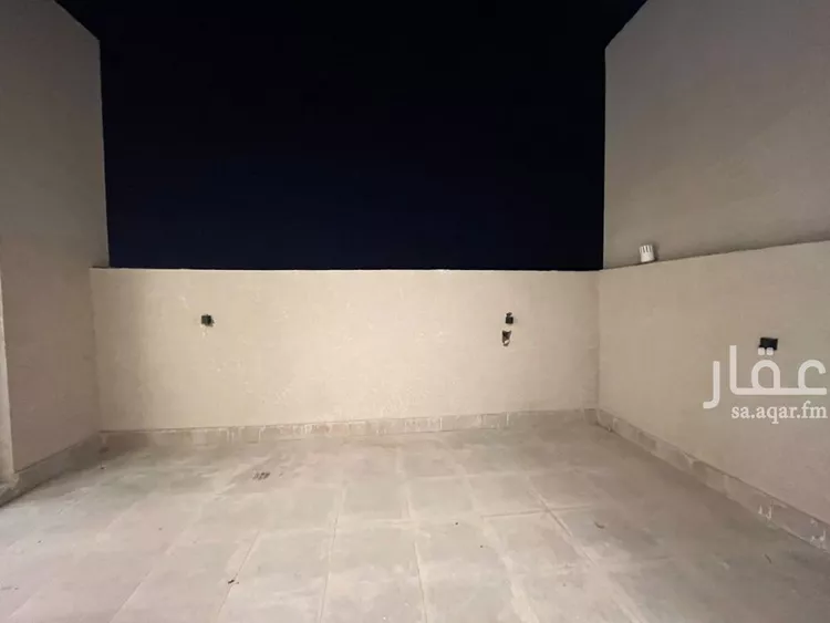 فيلا للبيع في شارع أحمد بن الحسن الأنصاري, حي المهدية, مدينة الرياض, منطقة الرياض 15