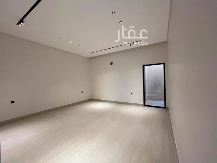 فيلا للبيع في شارع خلف الأحمر, حي المهدية, مدينة الرياض, منطقة الرياض 8