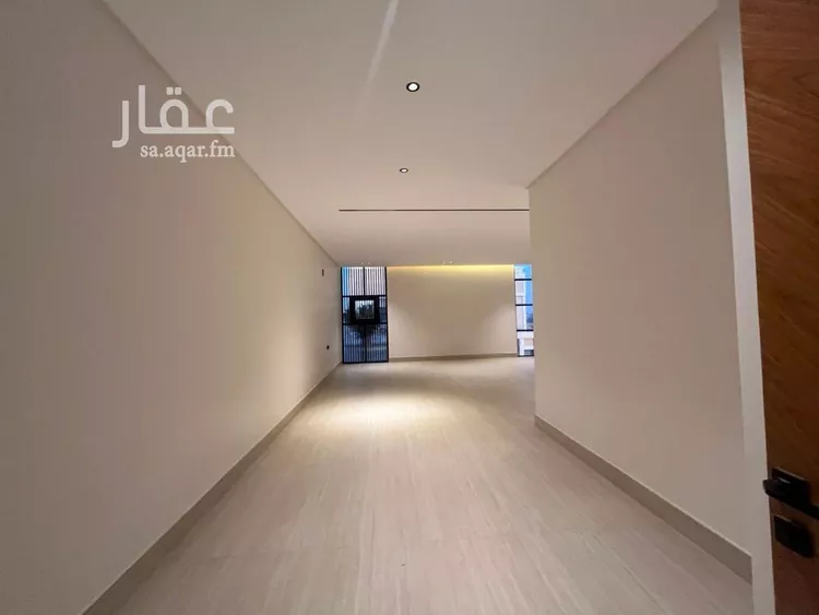فيلا للبيع في شارع خلف الأحمر, حي المهدية, مدينة الرياض, منطقة الرياض 18