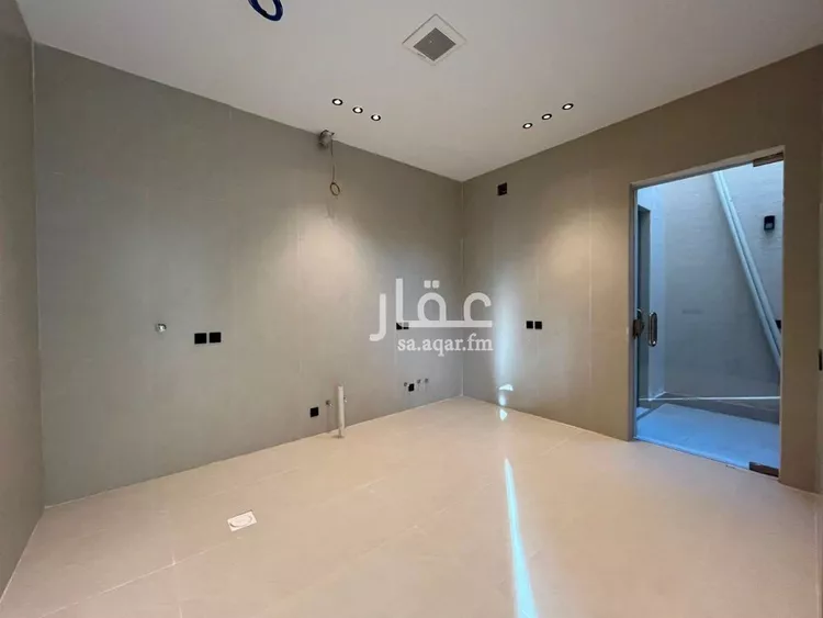 فيلا للبيع في شارع أبي الشيخ الأصبهاني, حي المهدية, مدينة الرياض, منطقة الرياض 14
