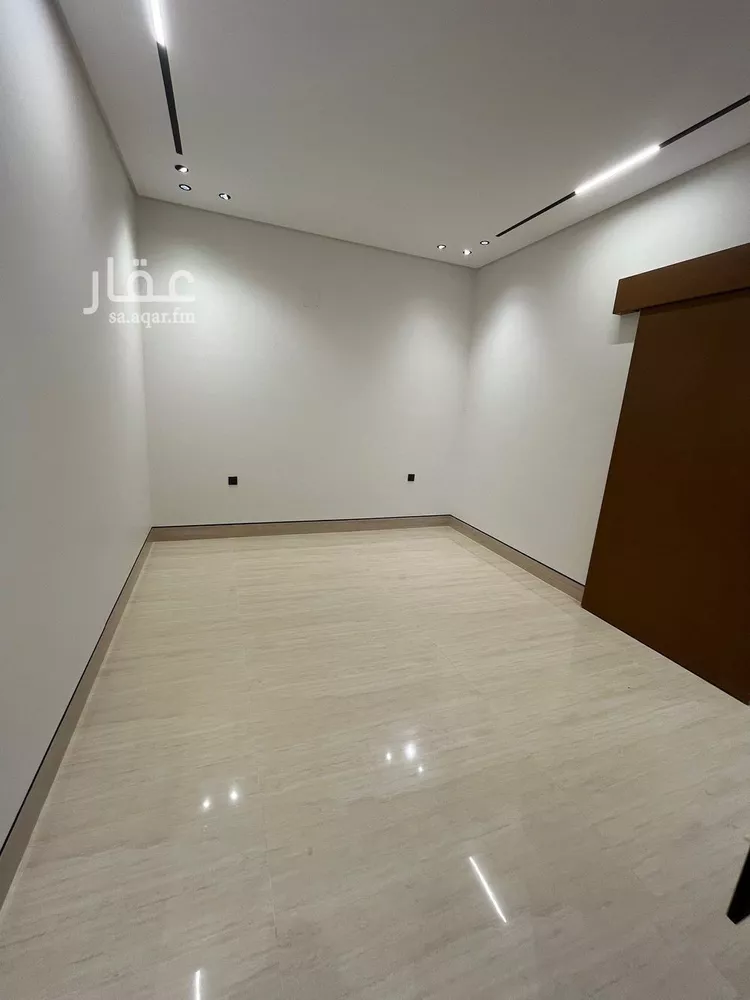 Villa for Sale in Riyadh Al Mahdiyah 9