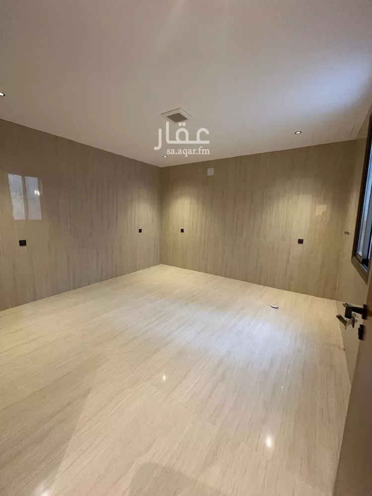 Villa for Sale in Riyadh Al Mahdiyah 17