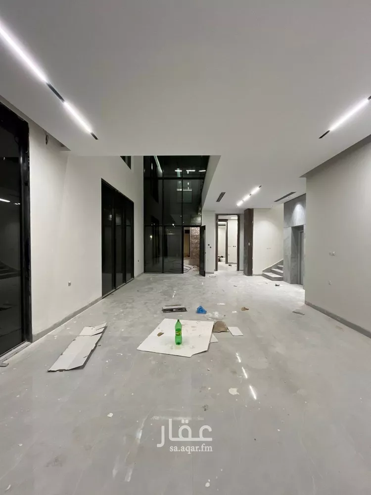 فيلا للبيع في شارع أحمد بن الرملي, حي المهدية, مدينة الرياض, منطقة الرياض صورة 4