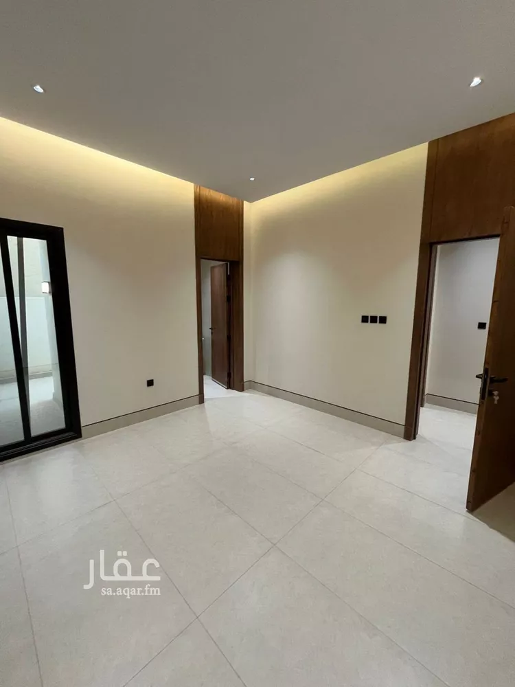 فيلا للبيع في شارع أبي الحسن الأسفرائيني, حي المهدية, مدينة الرياض, منطقة الرياض 12
