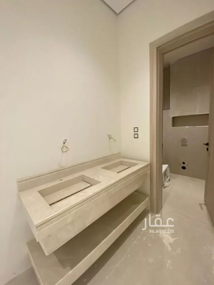 فيلا للبيع في شارع إبراهيم بن علي بن علوي, حي المهدية, مدينة الرياض, منطقة الرياض صورة 4