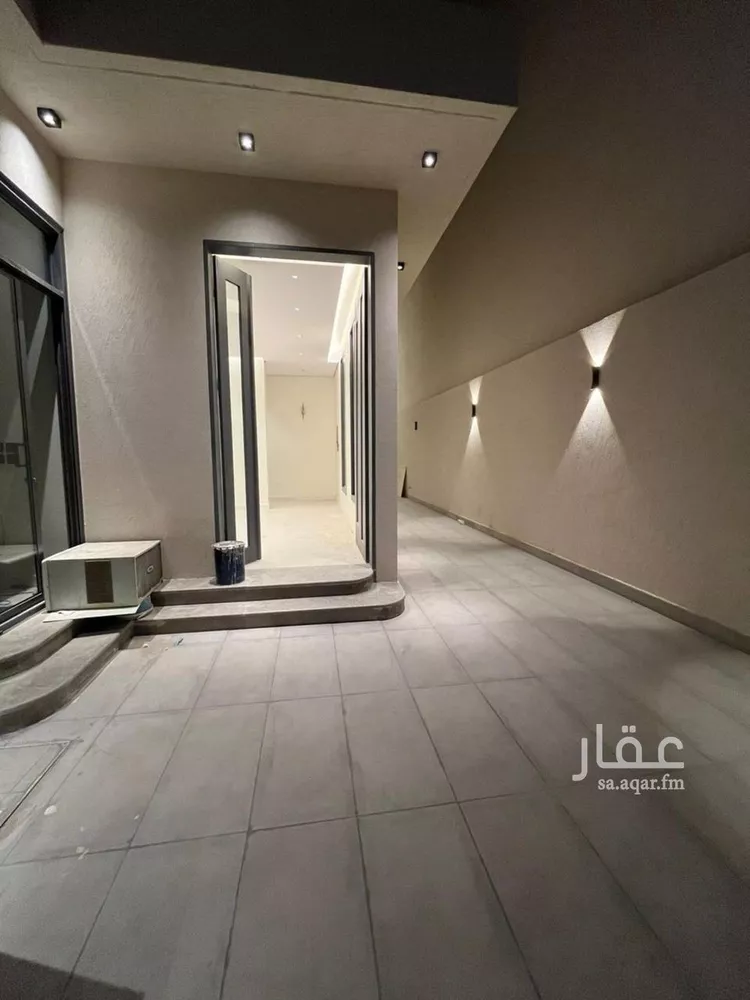فيلا للبيع في شارع أبي الحسن الأسفرائيني, حي المهدية, مدينة الرياض, منطقة الرياض صورة 3