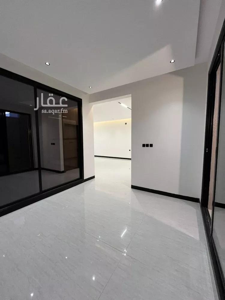 فيلا للبيع في شارع محمد بن زين العابدين, حي المهدية, مدينة الرياض, منطقة الرياض 19