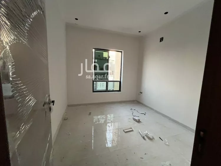 فيلا للبيع في شارع أبي الشيخ الأصبهاني, حي المهدية, مدينة الرياض, منطقة الرياض 16