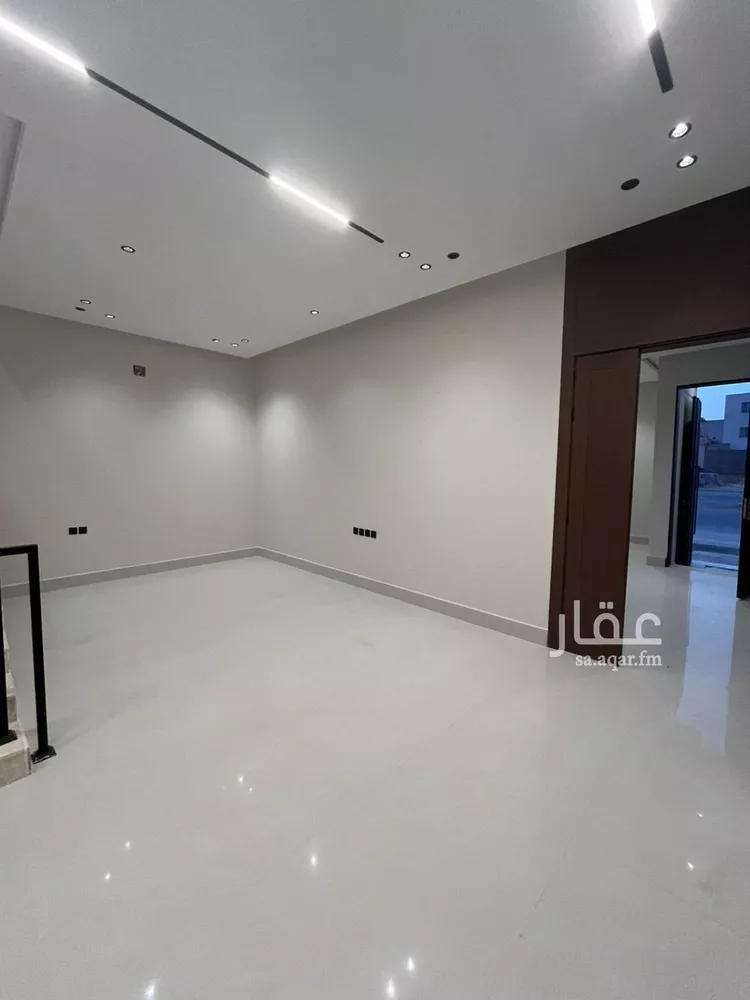Villa for Sale in Riyadh Al Mahdiyah 11