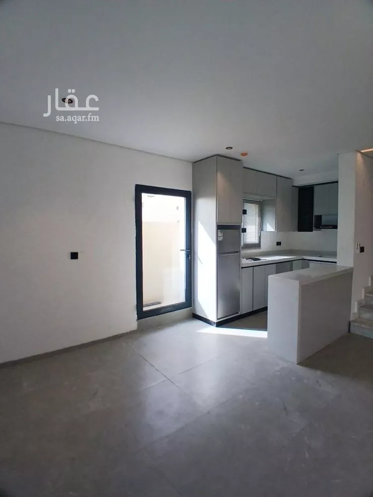 فيلا للإيجار في شارع عبدالله بن حبان, حي الرمال, مدينة الرياض, منطقة الرياض صورة 2