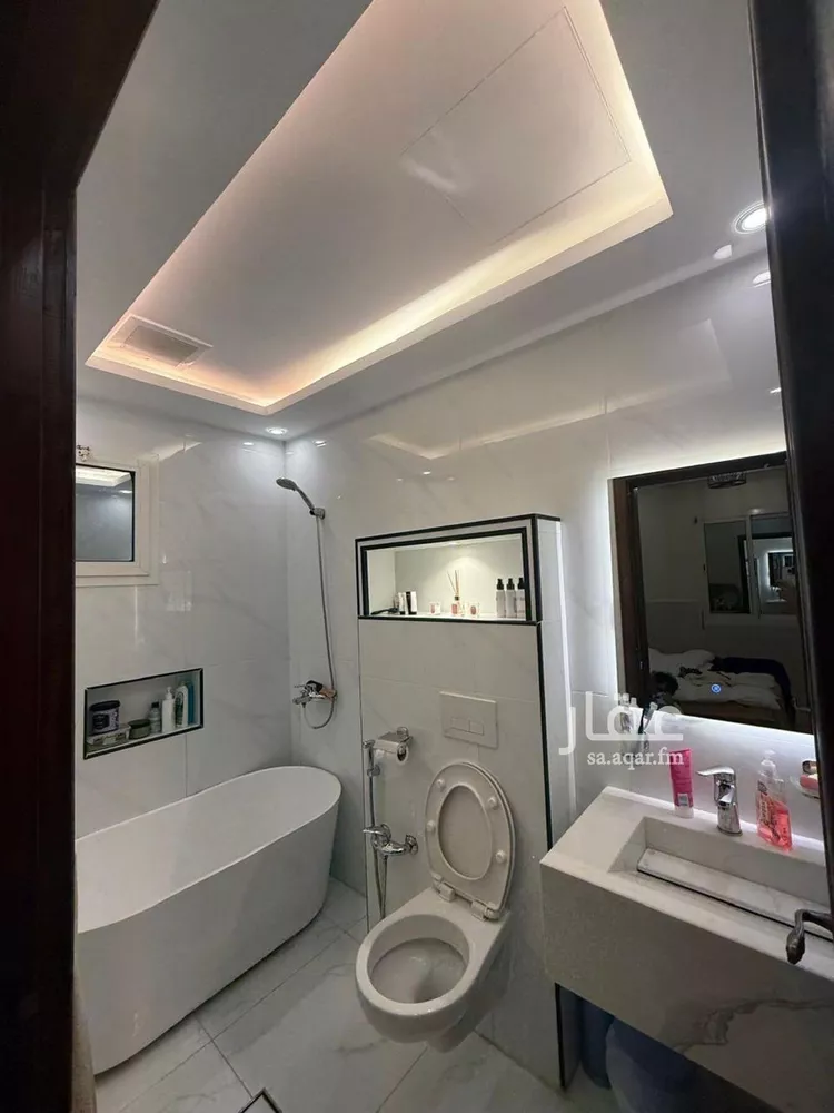 شقة للبيع في شارع ابو زبيد, حي الروضة, مدينة جدة, منطقة مكة المكرمة