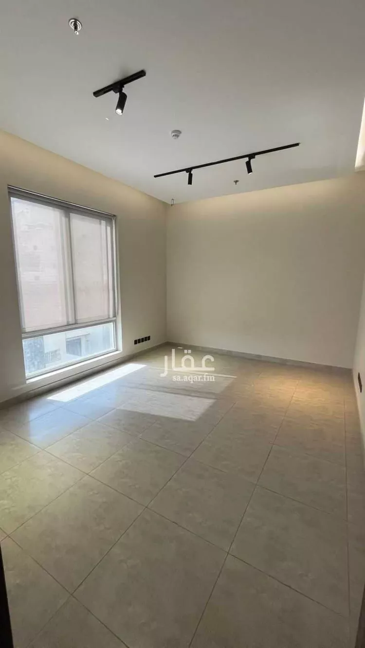 مكتب تجاري للإيجار في شارع ملا نيازي فرعي, حي الصفاء, مدينة جدة, منطقة مكة المكرمة صورة 2