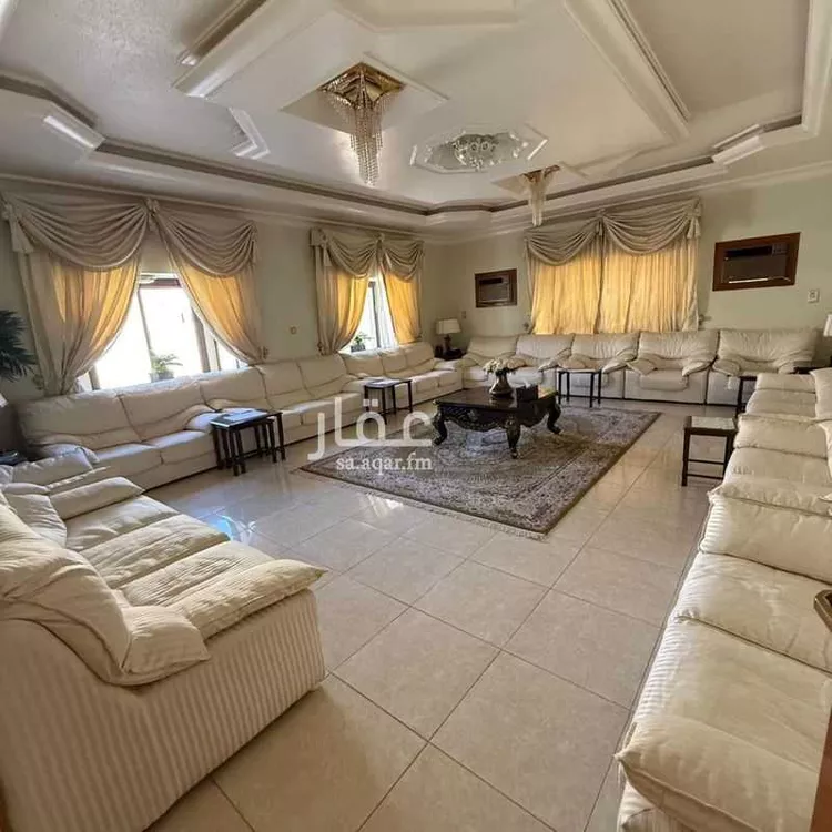 فيلا للبيع في شارع ادرار, حي الجامعيين, مدينة حائل, منطقة حائل صورة 2