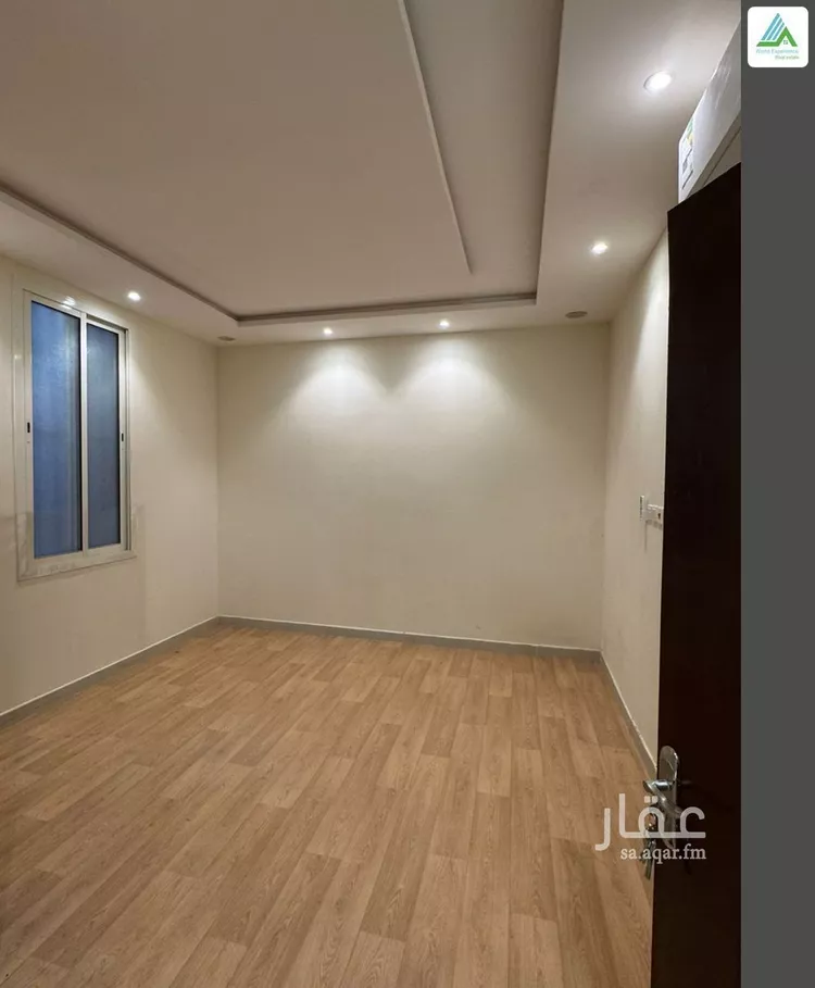 شقة للإيجار في شارع حارثة بن عدي, حي الوزارات, مدينة الرياض, منطقة الرياض صورة 3