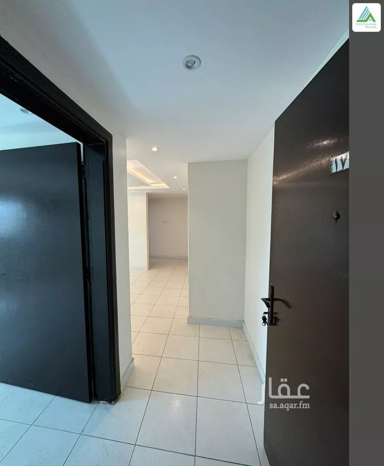 شقة للإيجار في شارع صفوان بن أمية, حي الوزارات, مدينة الرياض, منطقة الرياض صورة 2