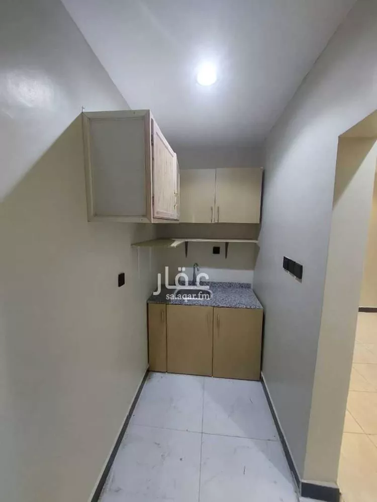 شقة للإيجار في شارع ابن مهاجر ، حي السليمانية ، الرياض ، منطقة الرياض 1 صورة
