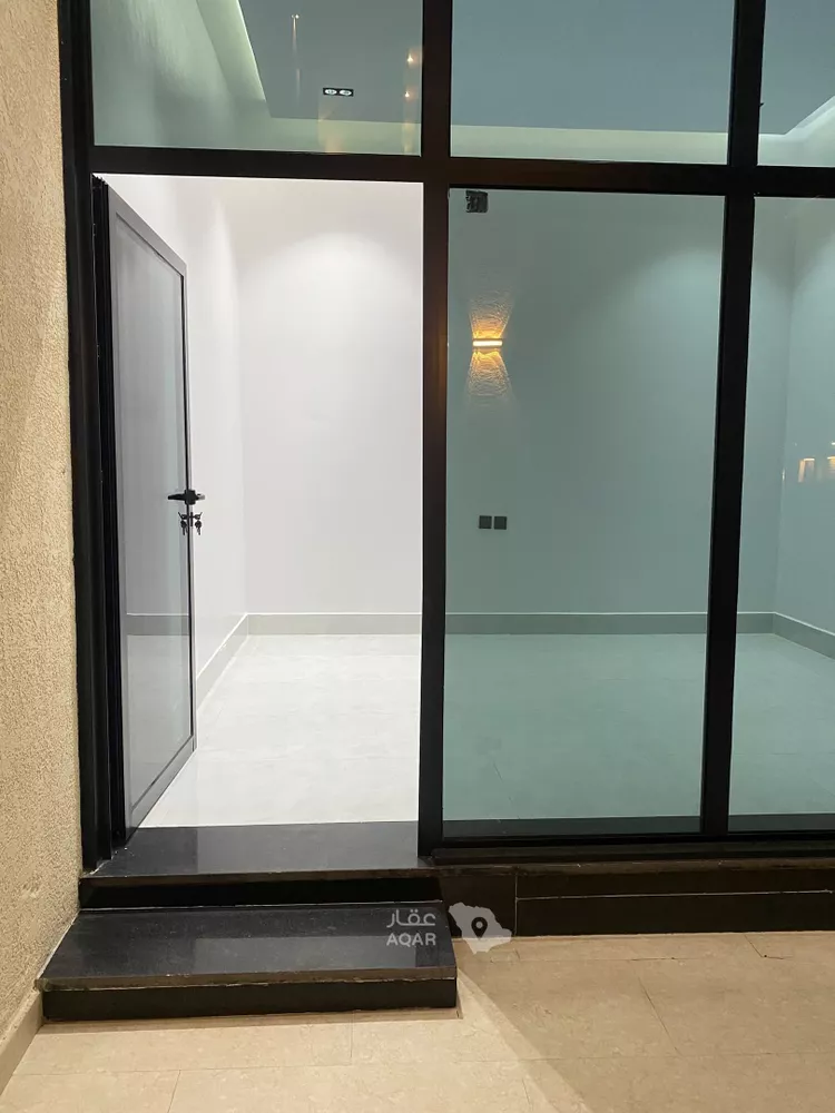 Floor for Sale in Riyadh An Nadhim 5