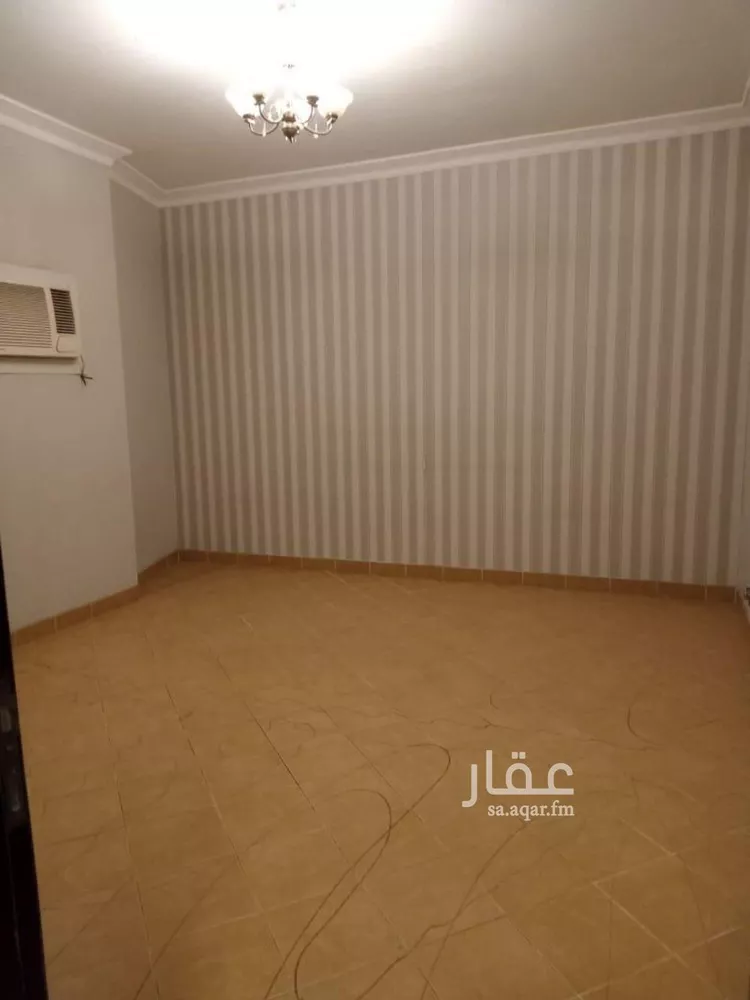 شقة للإيجار في شارع شهيد الدين ثم الوطن محمد طريسان الشاطر, حي الشهداء, مدينة الرياض, منطقة الرياض صورة 4