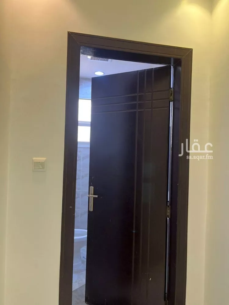 شقة للإيجار في شارع أحمد بن سعد الأصبهاني, حي الرمال, مدينة الرياض, منطقة الرياض صورة 4