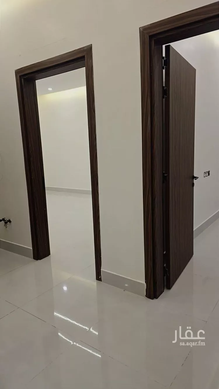 دور للبيع في شارع المازني, حي المعيزيلة, مدينة الرياض, منطقة الرياض صورة 4