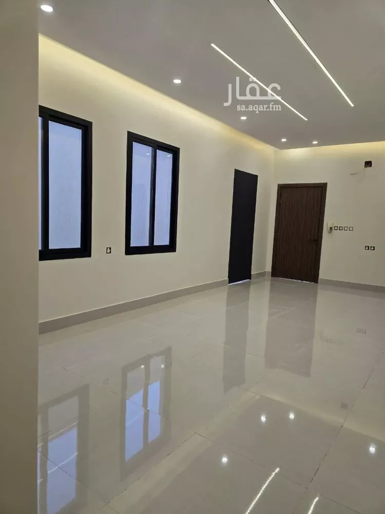 دور للبيع في شارع المازني, حي المعيزيلة, مدينة الرياض, منطقة الرياض صورة 2