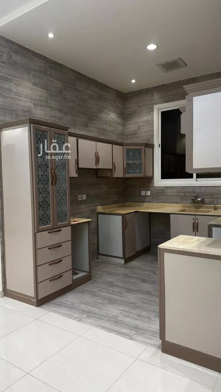 شقة للإيجار في شارع شهيد الدين ثم الوطن عبدالمغنى عواض الث, حي الشهداء, مدينة الرياض, منطقة الرياض 8