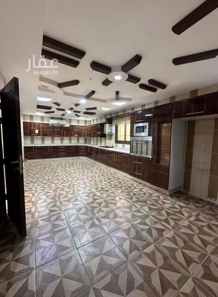 عمارة للبيع في شارع عيسى ابن يونس, حي بنى حارثة, مدينة المدينة المنورة, منطقة المدينة المنورة صورة 5