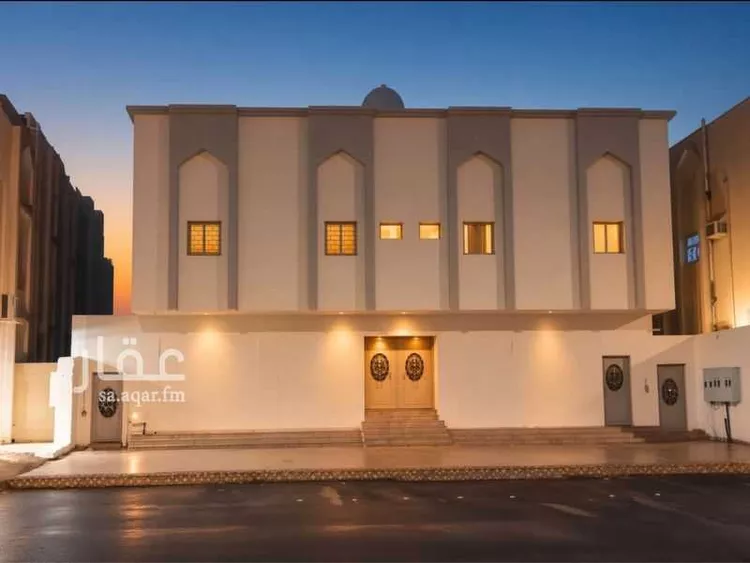 Building for Sale in Medina Al Qaswa