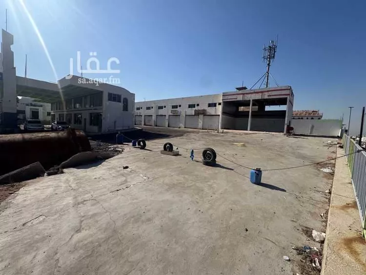 محطة للبيع في شارع طريق الهجره, حي وادي مهزور, مدينة المدينة المنورة, منطقة المدينة المنورة 9