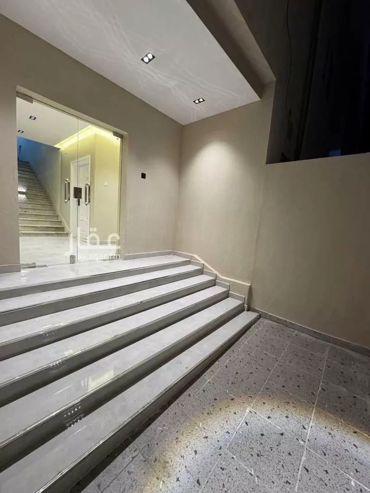 Building for Sale in Medina Al Khalidiyah