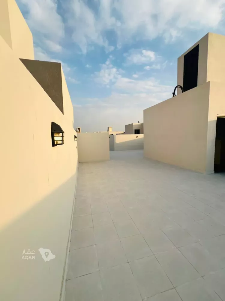 Villa for Sale in Medina King Fahd 6