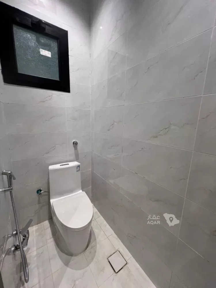 Villa for Sale in Medina King Fahd 21