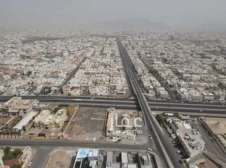 محطة للبيع في شارع طريق الهجره, حي وادي مهزور, مدينة المدينة المنورة, منطقة المدينة المنورة 8