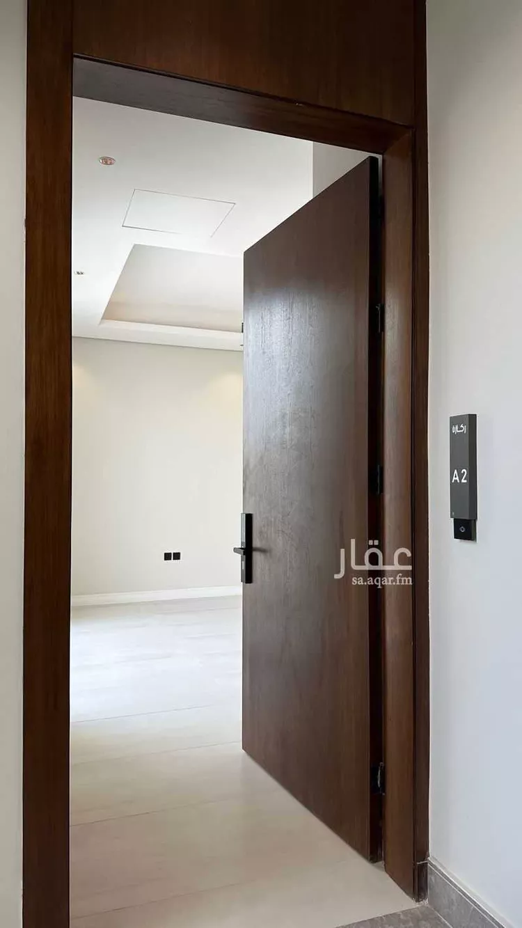 شقة للبيع في شارع محمود الألوسي, حي التعاون, مدينة الرياض, منطقة الرياض صورة 2