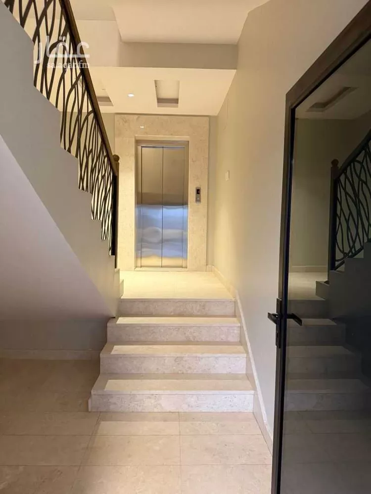 دور للبيع في شارع أحمد بن محمد الذهبي, حي العارض, مدينة الرياض, منطقة الرياض صورة 3