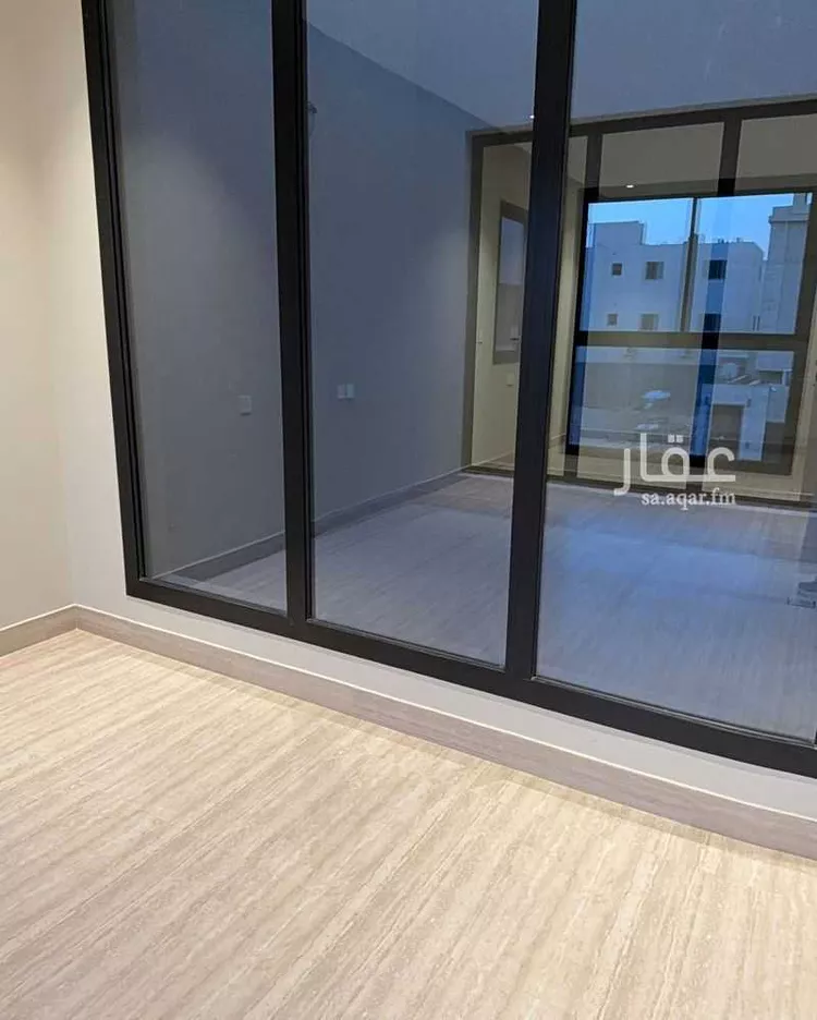 دور للبيع في شارع أحمد بن محمد الذهبي, حي العارض, مدينة الرياض, منطقة الرياض صورة 4