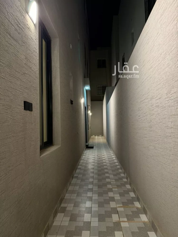 فيلا للإيجار في شارع شهيد الدين ثم الوطن خالد محمد أحمد الص, حي الرمال, مدينة الرياض, منطقة الرياض صورة 3