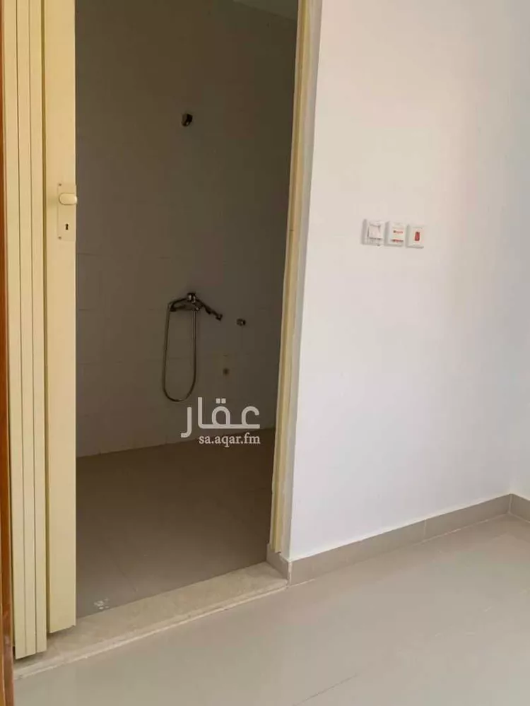 فيلا للإيجار في شارع محمد الشرواني, حي الشراع, مدينة جدة, منطقة مكة المكرمة صورة 5