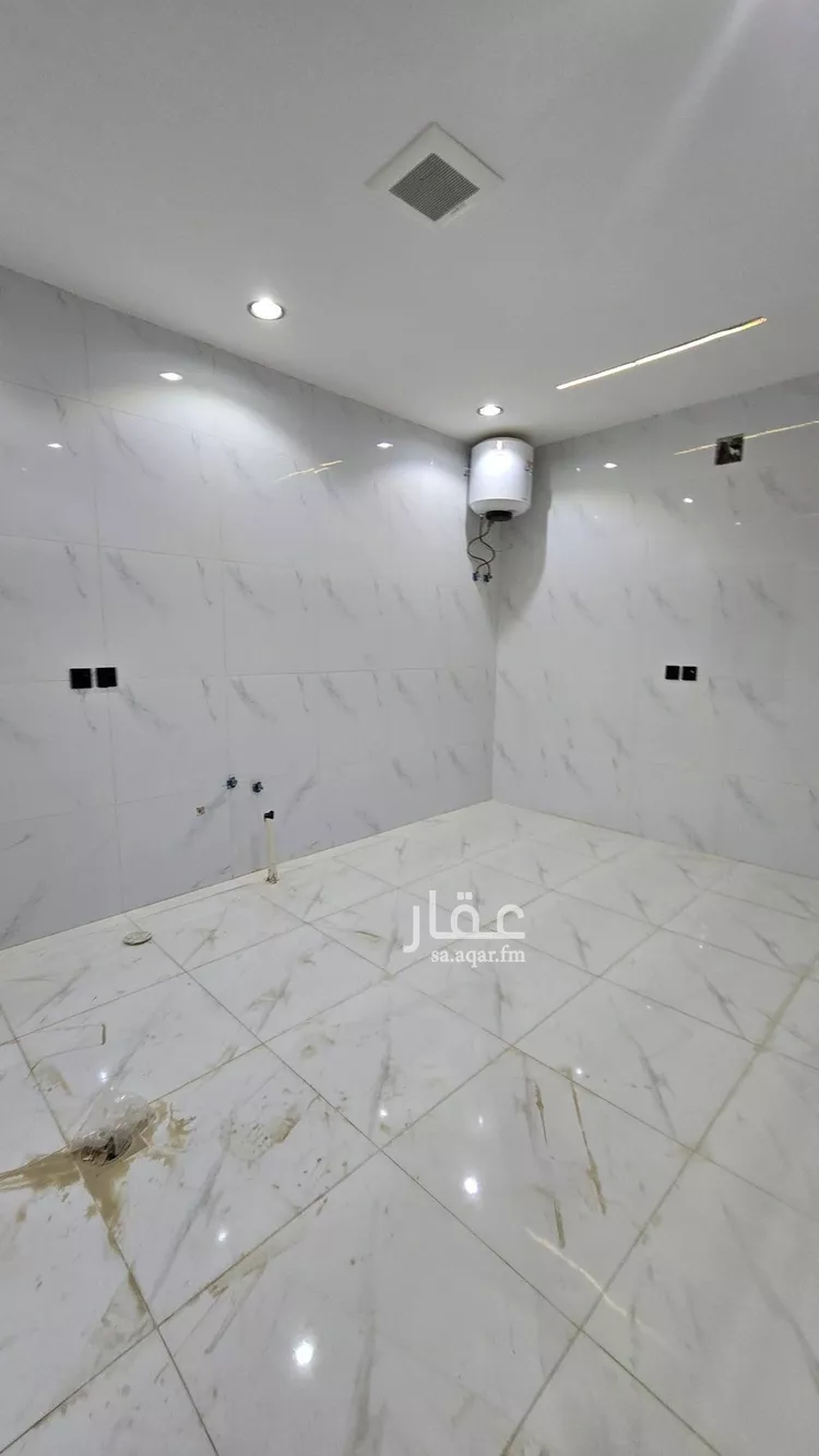 فيلا للبيع في شارع عبدالملك بن سلمة, حي طويق, مدينة الرياض, منطقة الرياض صورة 4