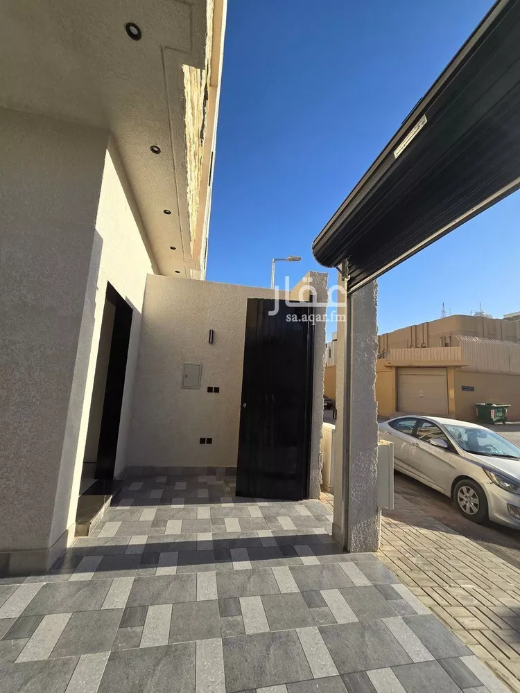 فيلا للبيع في شارع هضبة نجد, حي ظهرة البديعة, مدينة الرياض, منطقة الرياض صورة 3
