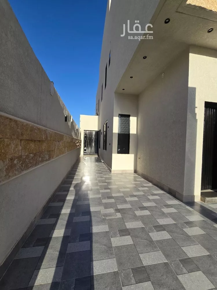 فيلا للبيع في شارع هضبة نجد, حي ظهرة البديعة, مدينة الرياض, منطقة الرياض صورة 2