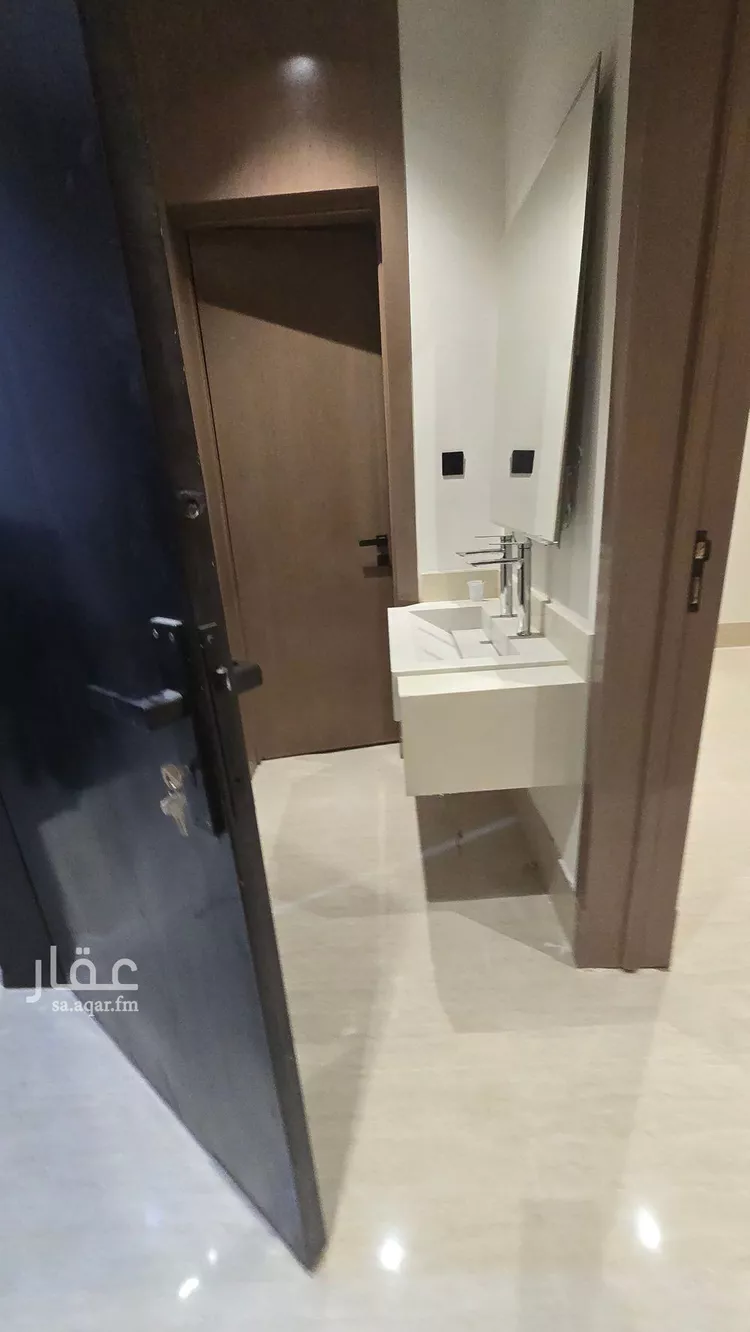 دور للبيع في شارع داوود العطار, حي طويق, مدينة الرياض, منطقة الرياض صورة 2