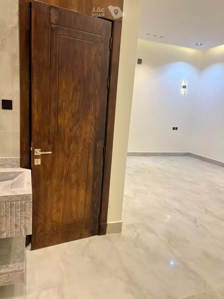 Floor for Rent in Riyadh Dahiat Namar 4