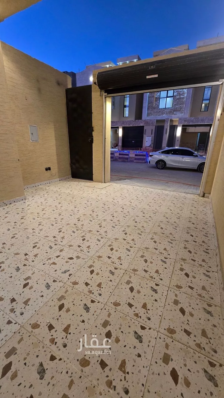 فيلا للبيع في شارع عبدالملك بن سلمة, حي طويق, مدينة الرياض, منطقة الرياض صورة 3