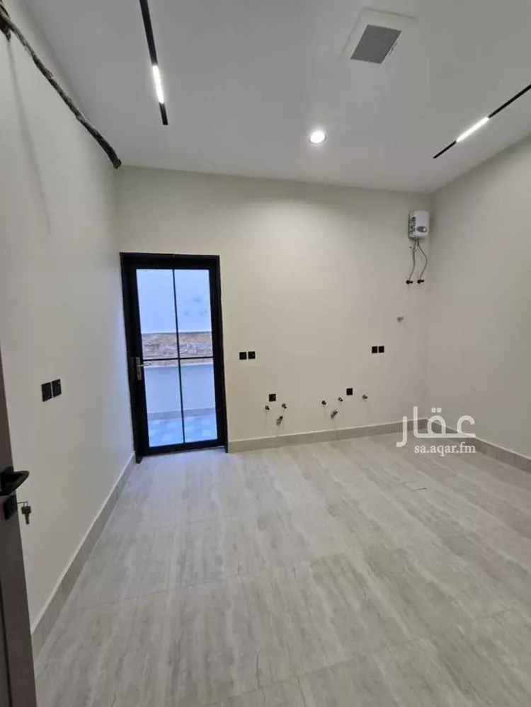 فيلا للبيع في شارع أبي العز الأنصاري, حي ظهرة البديعة, مدينة الرياض, منطقة الرياض 11