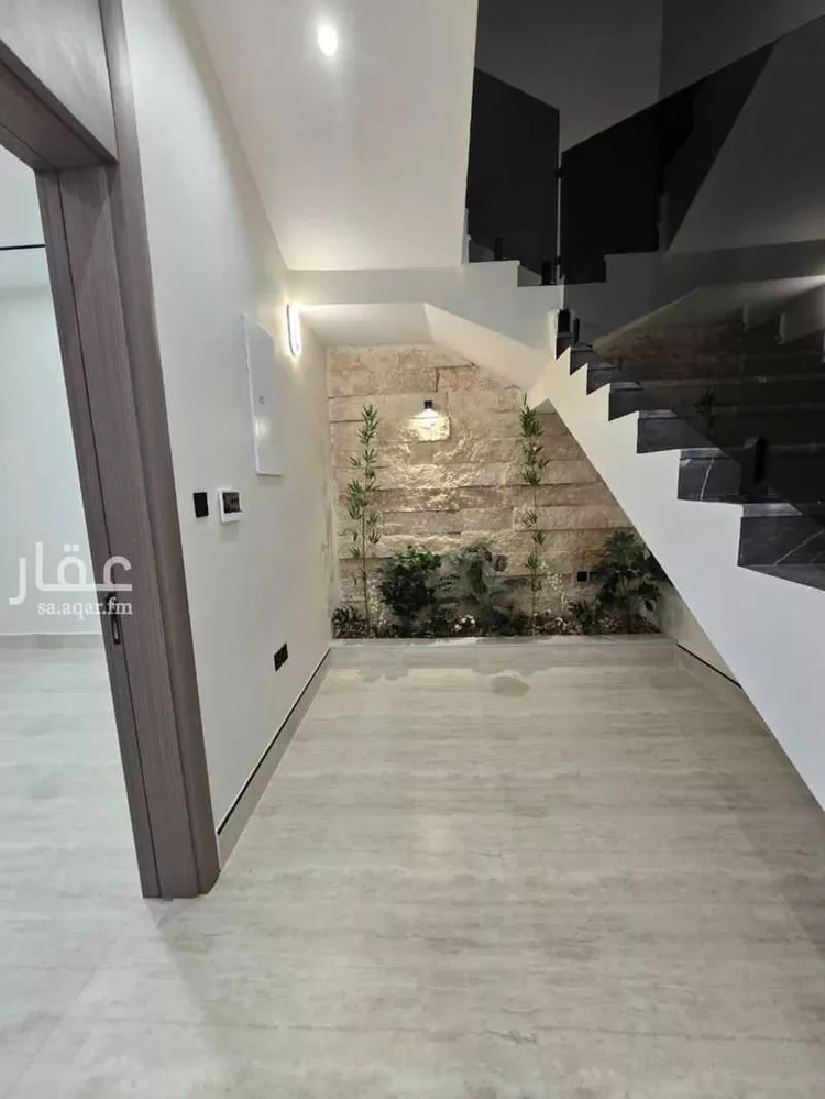 فيلا للبيع في شارع أبي العز الأنصاري, حي ظهرة البديعة, مدينة الرياض, منطقة الرياض صورة 4