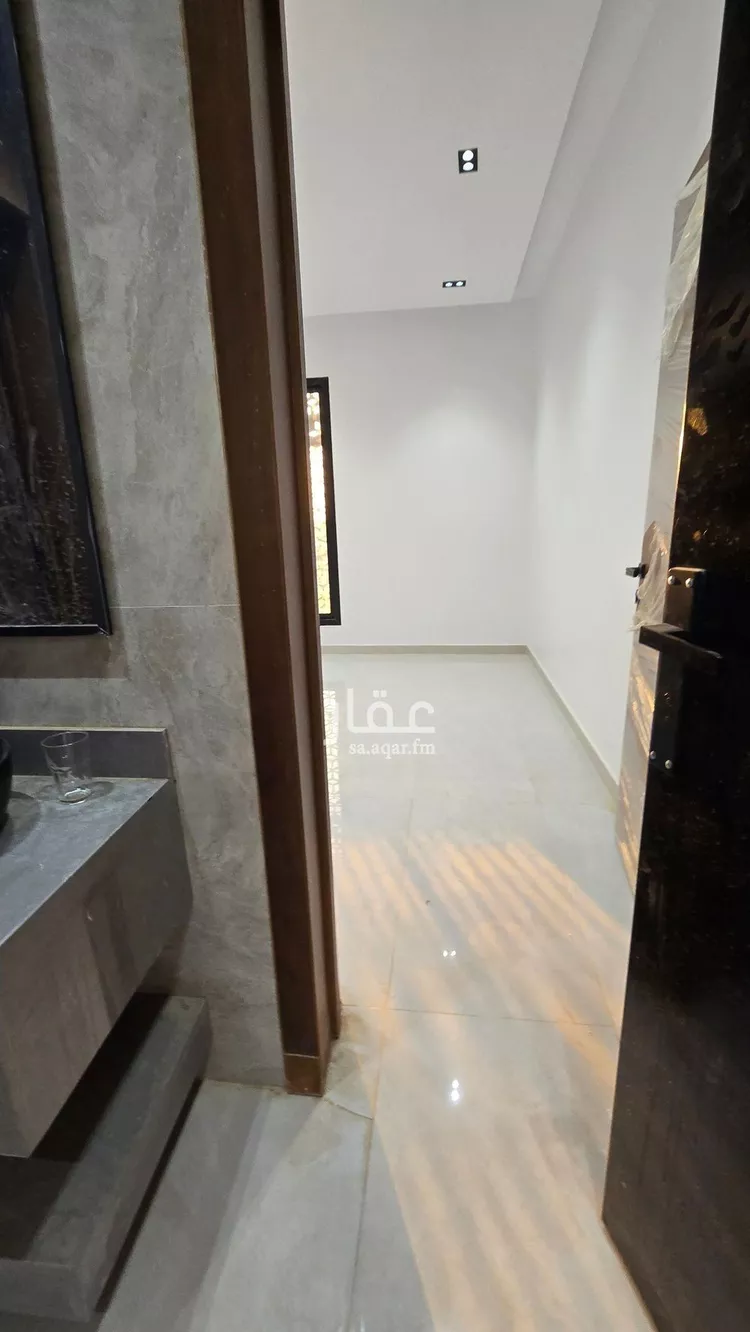 دور للبيع في شارع فاطمة الزبيرية, حي طويق, مدينة الرياض, منطقة الرياض صورة 3