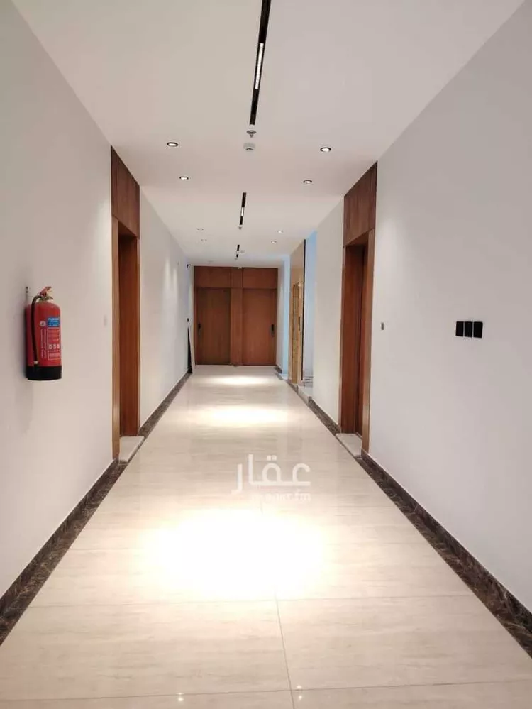 عمارة للإيجار في شارع الحكم المستنصر بالله, حي النهضة, مدينة الرياض, منطقة الرياض 8