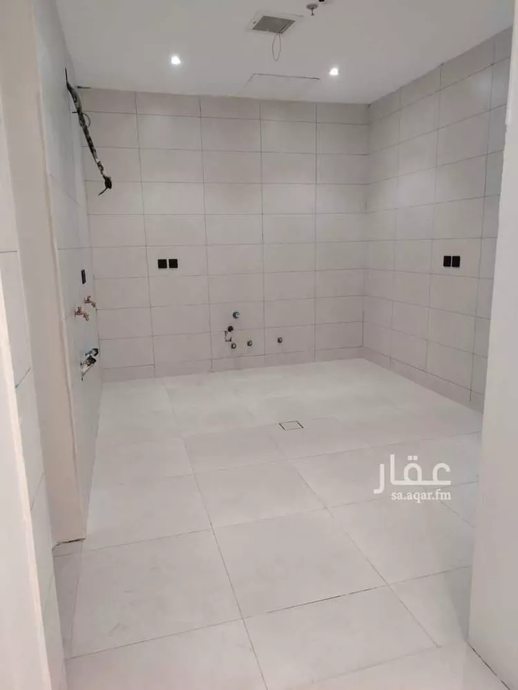 عمارة للإيجار في شارع الحكم المستنصر بالله, حي النهضة, مدينة الرياض, منطقة الرياض 12