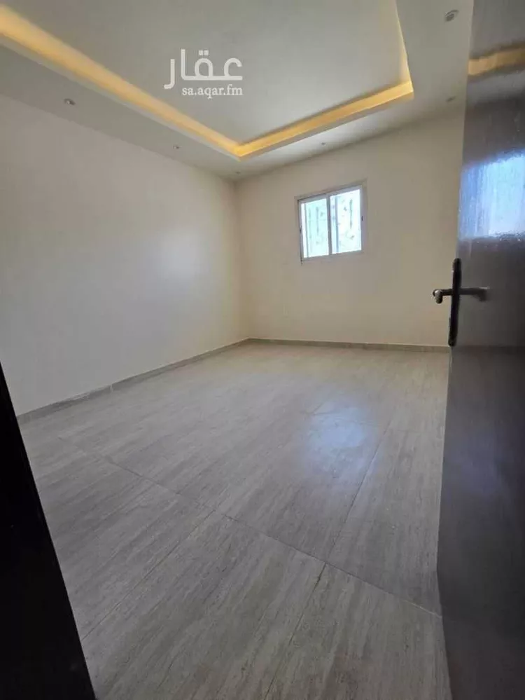 عمارة للإيجار في شارع محمد بن غريب, حي المعيزيلة, مدينة الرياض, منطقة الرياض 19
